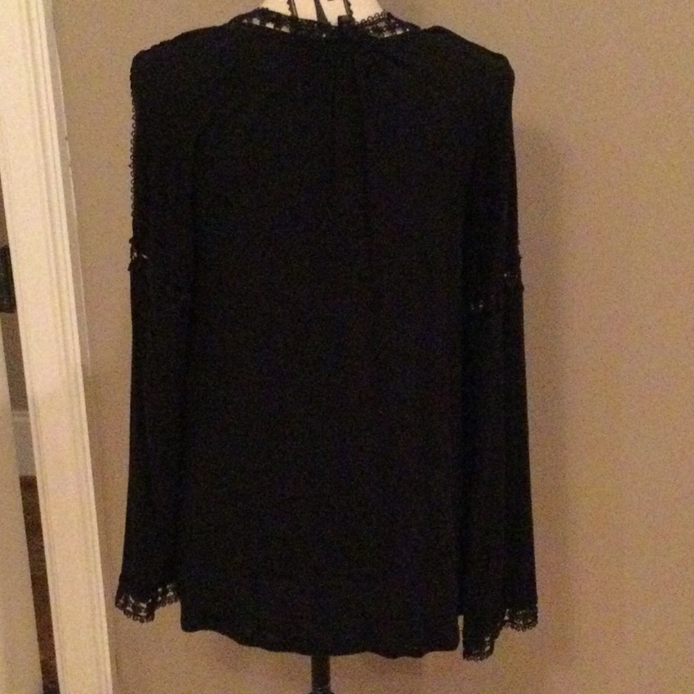 WHBM *B2G1F* long sleeve tee with boho vibe - Picture 4 of 9
